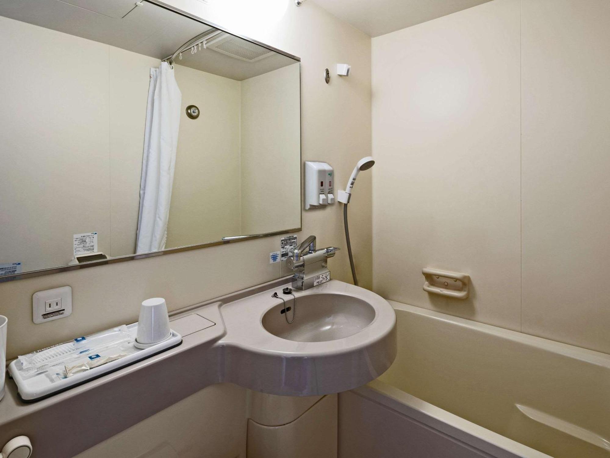Comfort Hotel Yokohama Kannai Extérieur photo